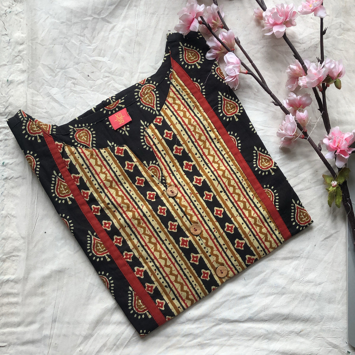 Kurta & Tops