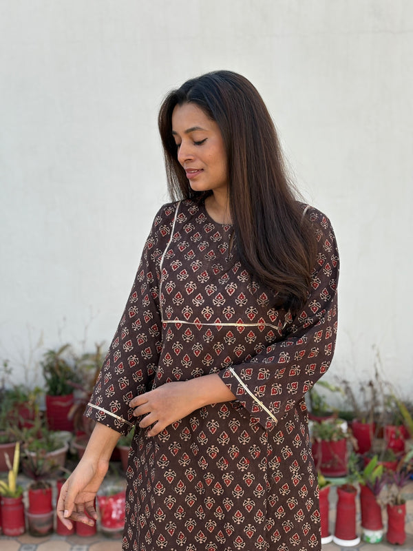 Prithvi Ajrakh kurta