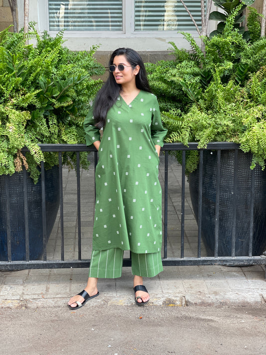 Handloom Co-ord (set of 2) in handwoven cotton