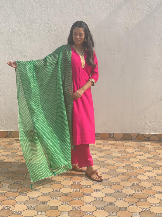 Ruhi Silk suit set with Green leheriya dupatta