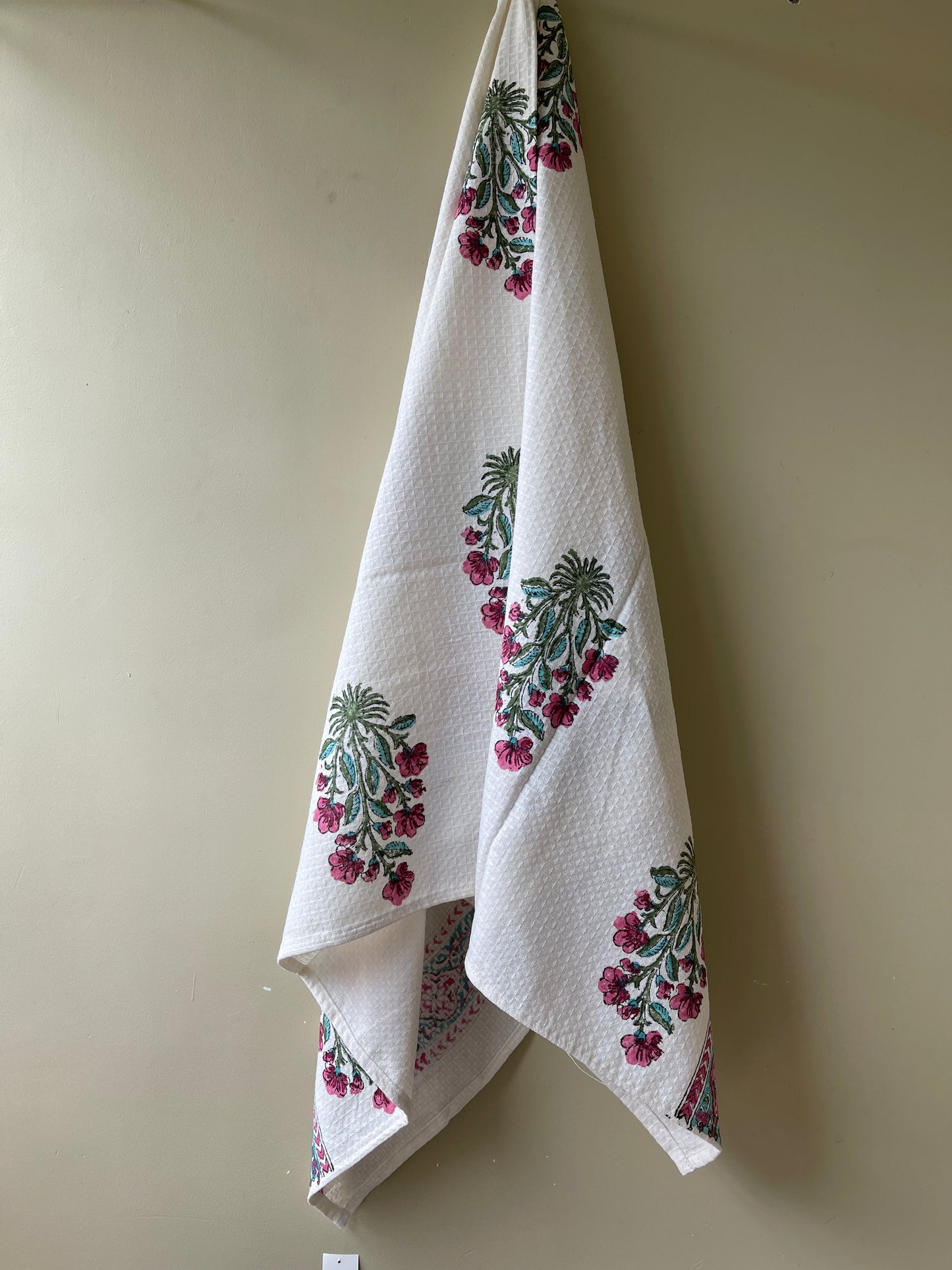 Mughal butta cotton waffle bath towel