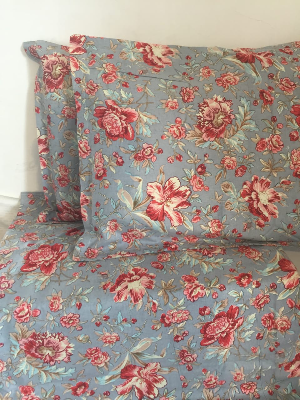 Greyish Sunflower Printed Cotton Queen Bed Size Sheet
